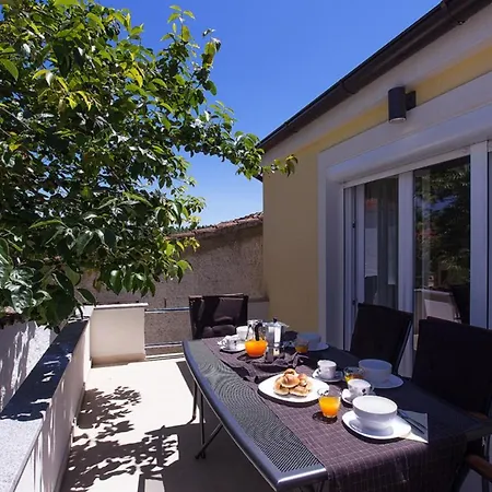 Charming Manuela With Wonderful Pool Near The Villa Banjole