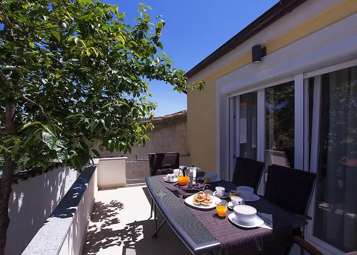 Charming Manuela With Wonderful Pool Near The Villa Banjole