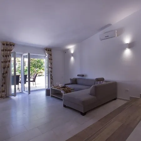 Charming Manuela With Wonderful Pool Near The *