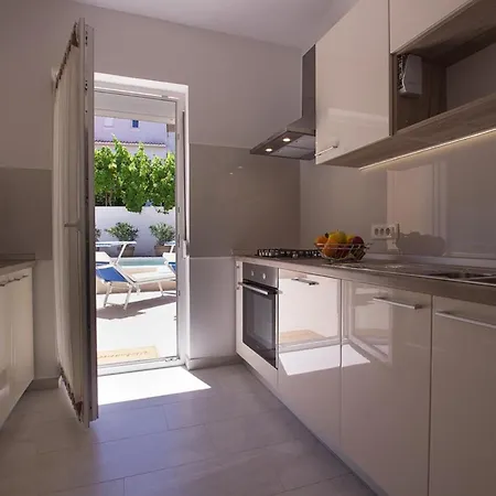 Вилла Charming Manuela With Wonderful Pool Near The